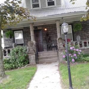 Meet your Posher, Jodi